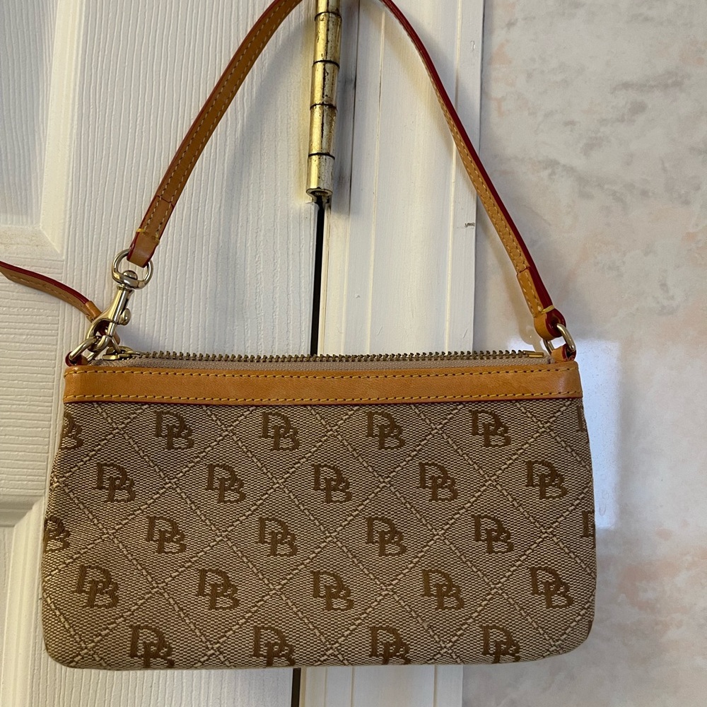 Dooney and Bourke wristlet